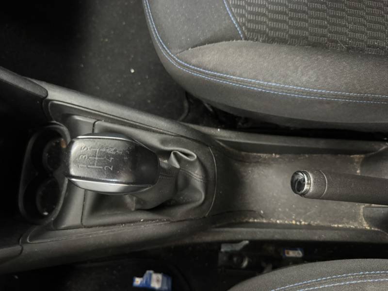 Peugeot 208 - Photo 22