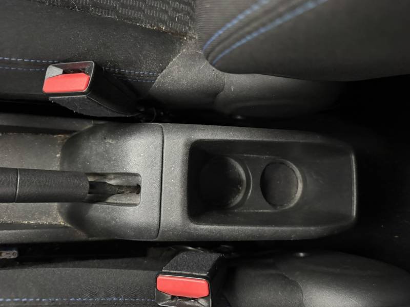 Peugeot 208 - Photo 23