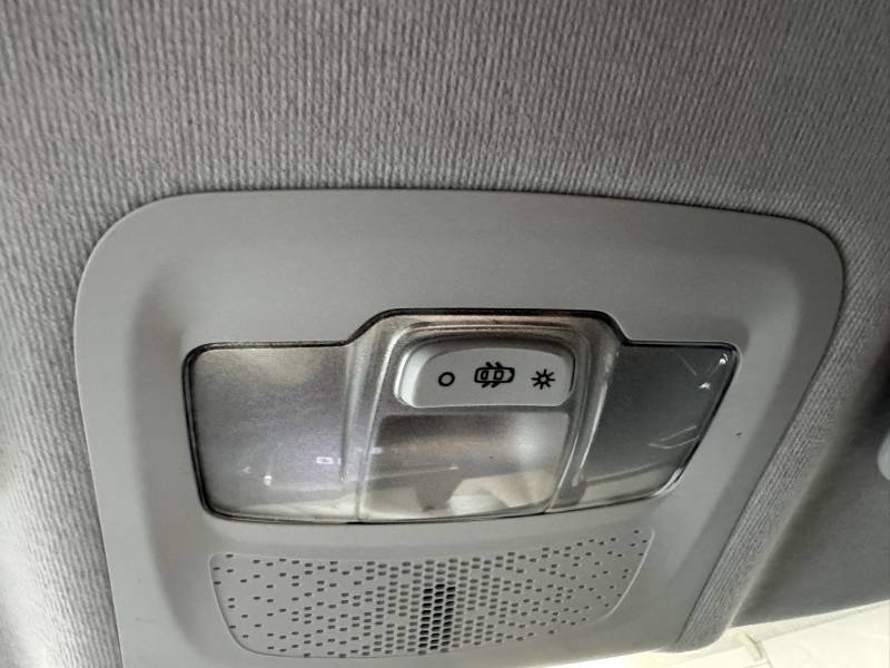 Peugeot 208 - Photo 34