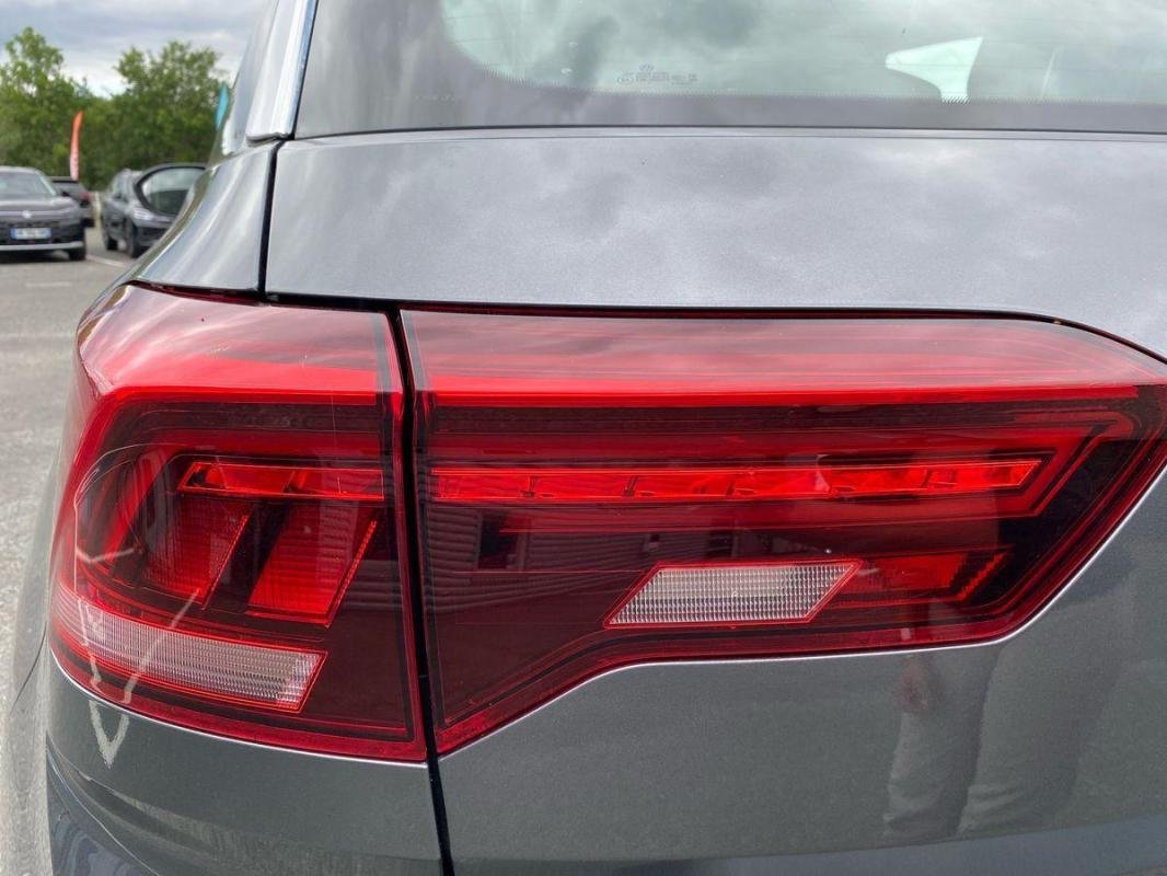 Volkswagen T-Roc - Photo 31