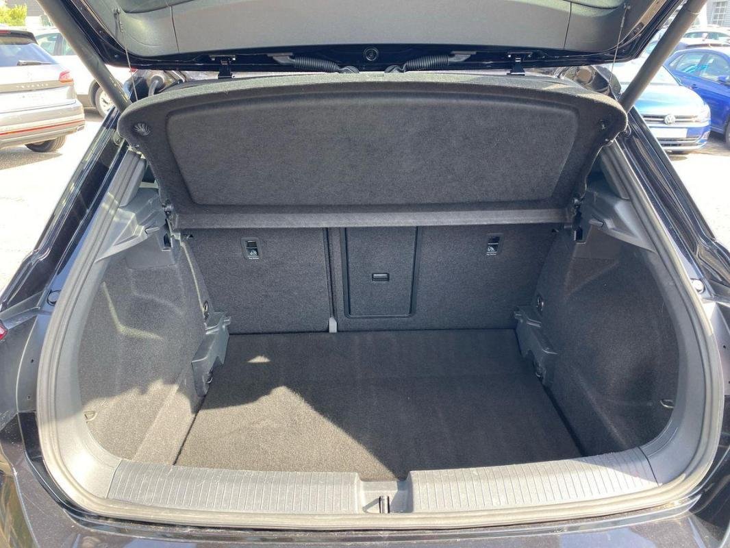 Volkswagen T-Roc - Photo 31