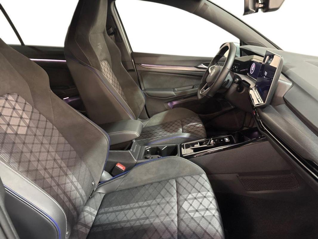 Volkswagen Golf - Photo 13