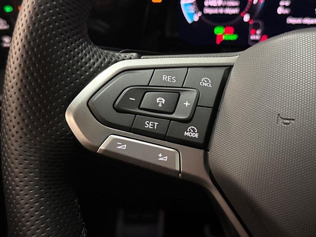 Volkswagen Golf - Photo 21