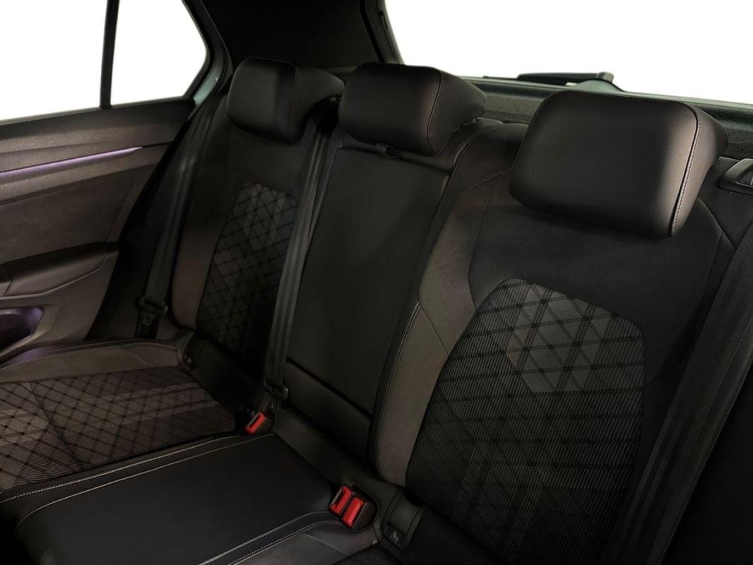 Volkswagen Golf - Photo 23