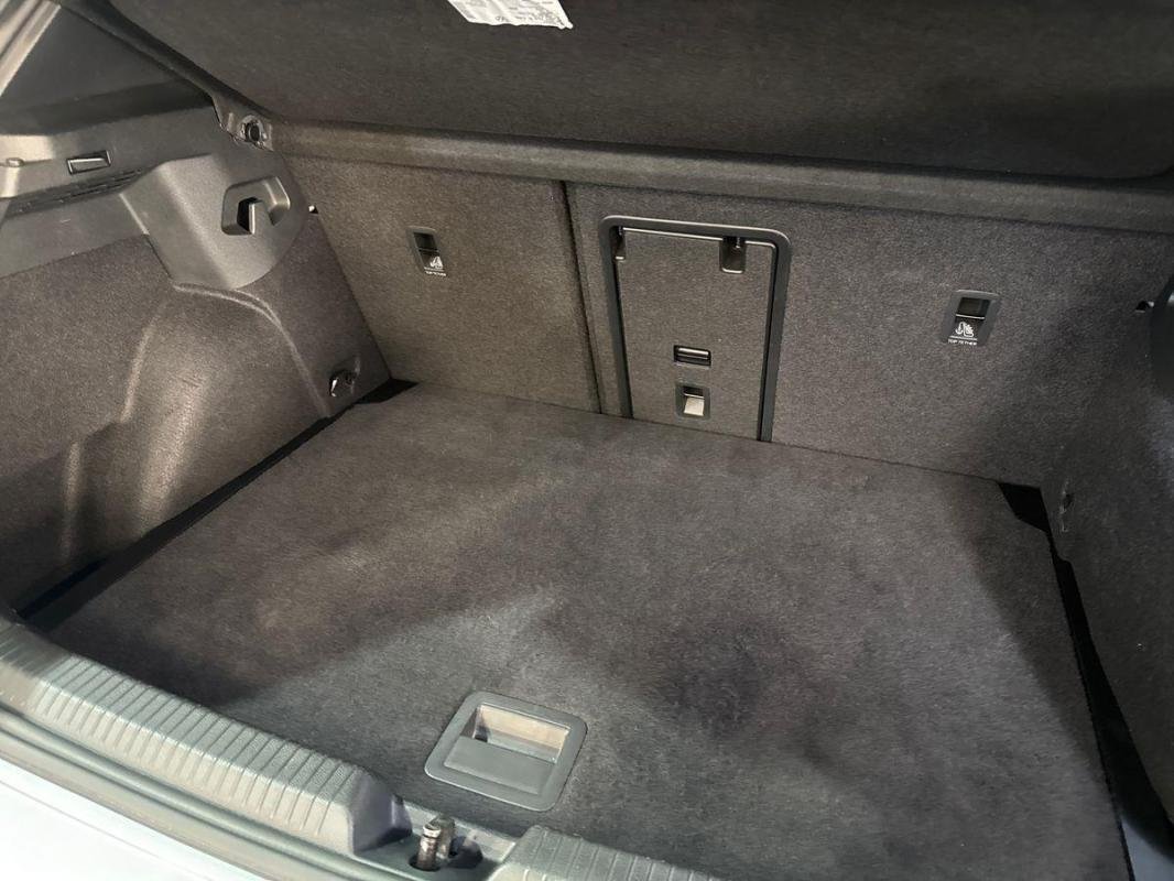 Volkswagen Golf - Photo 32