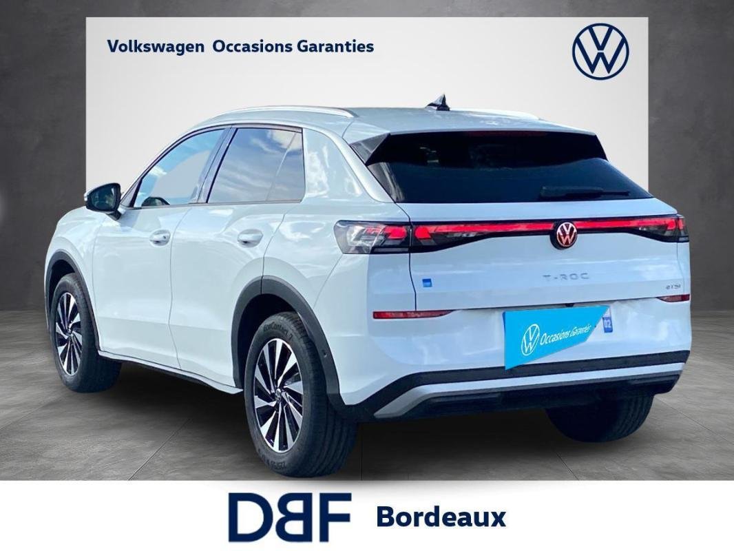 Volkswagen T-Roc - Photo 3