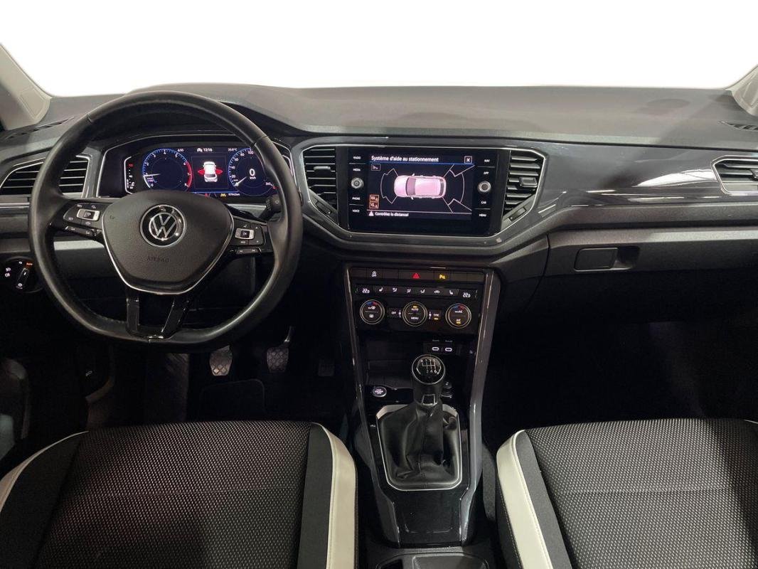 Volkswagen T-Roc - Photo 8