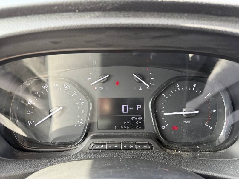 Peugeot Expert - Photo 20