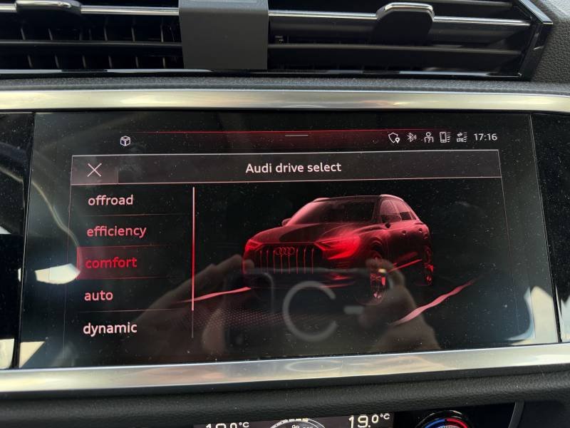 Audi Q3 - Photo 22