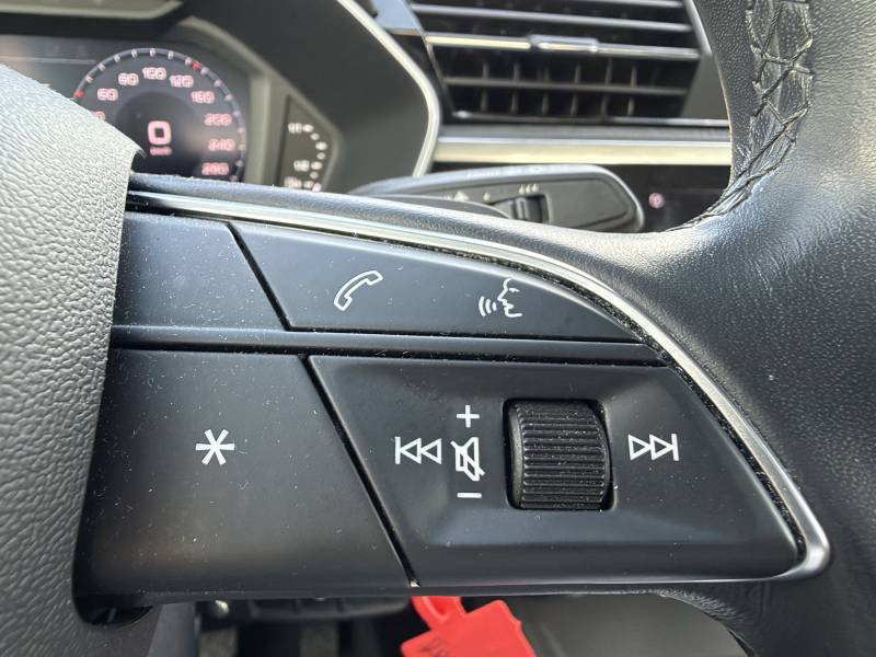 Audi Q3 - Photo 32