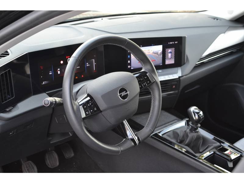 Opel Astra - Photo 15