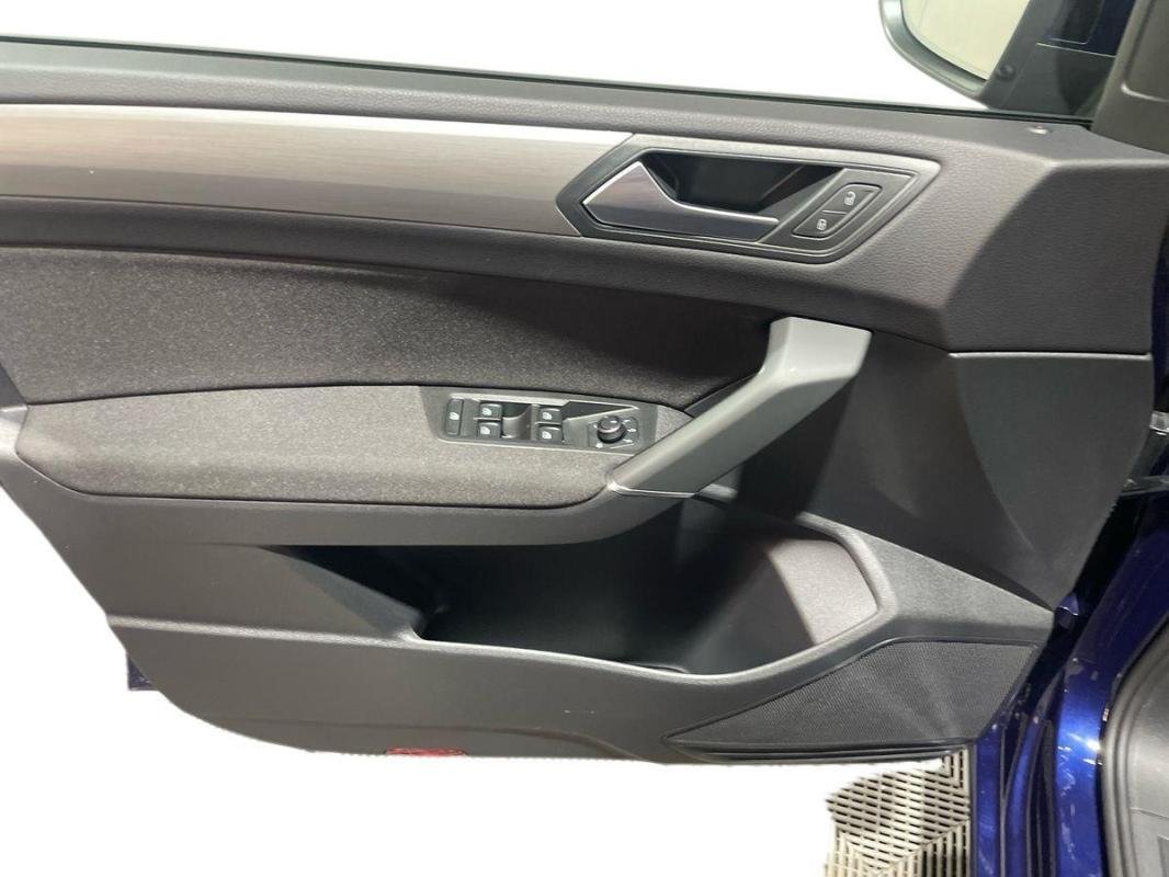 Volkswagen Touran - Photo 15