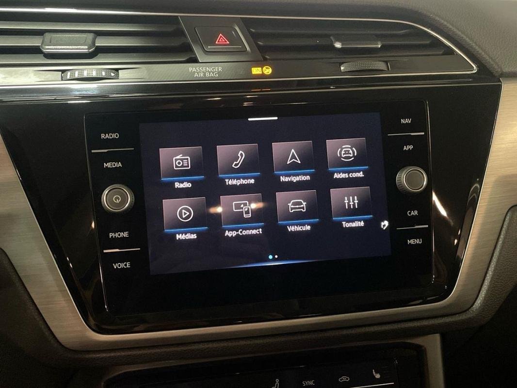 Volkswagen Touran - Photo 16