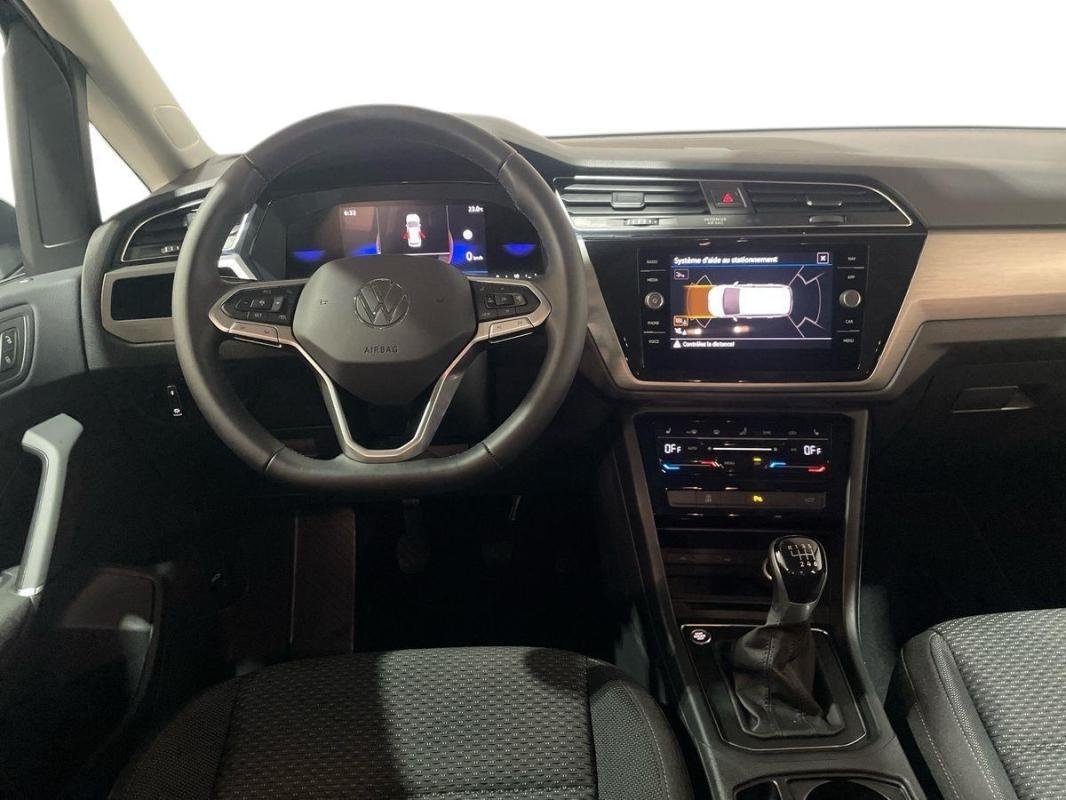 Volkswagen Touran - Photo 24