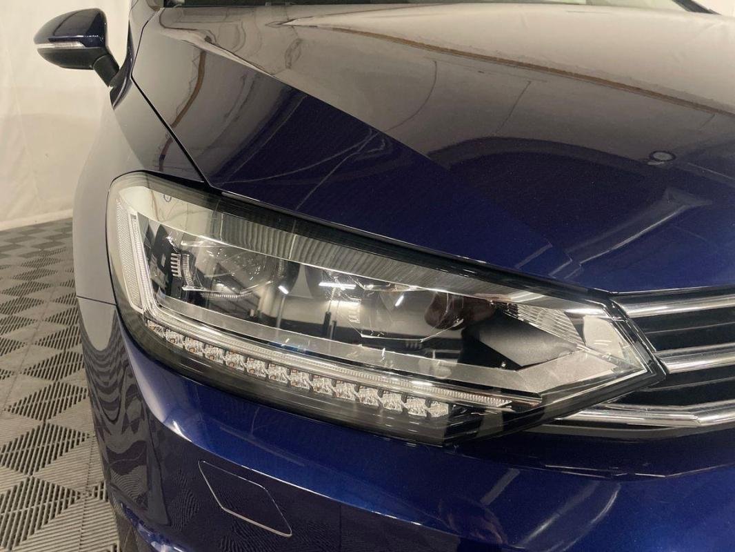 Volkswagen Touran - Photo 25