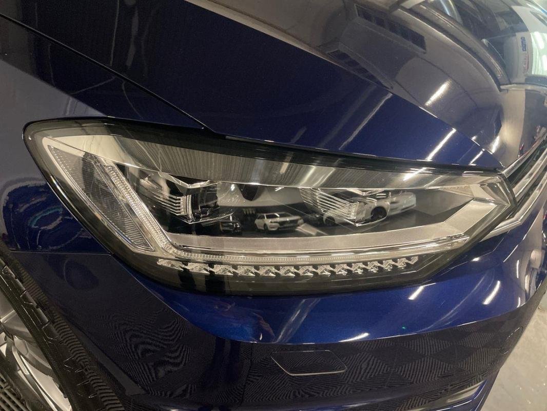 Volkswagen Touran - Photo 26