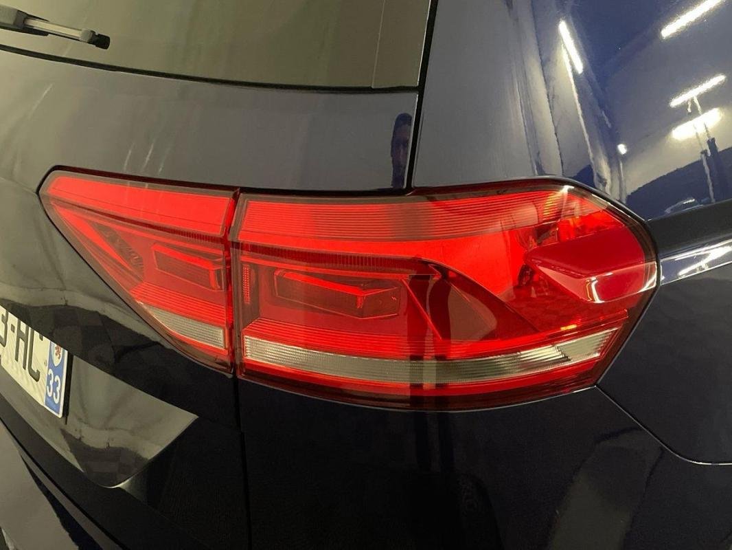 Volkswagen Touran - Photo 30