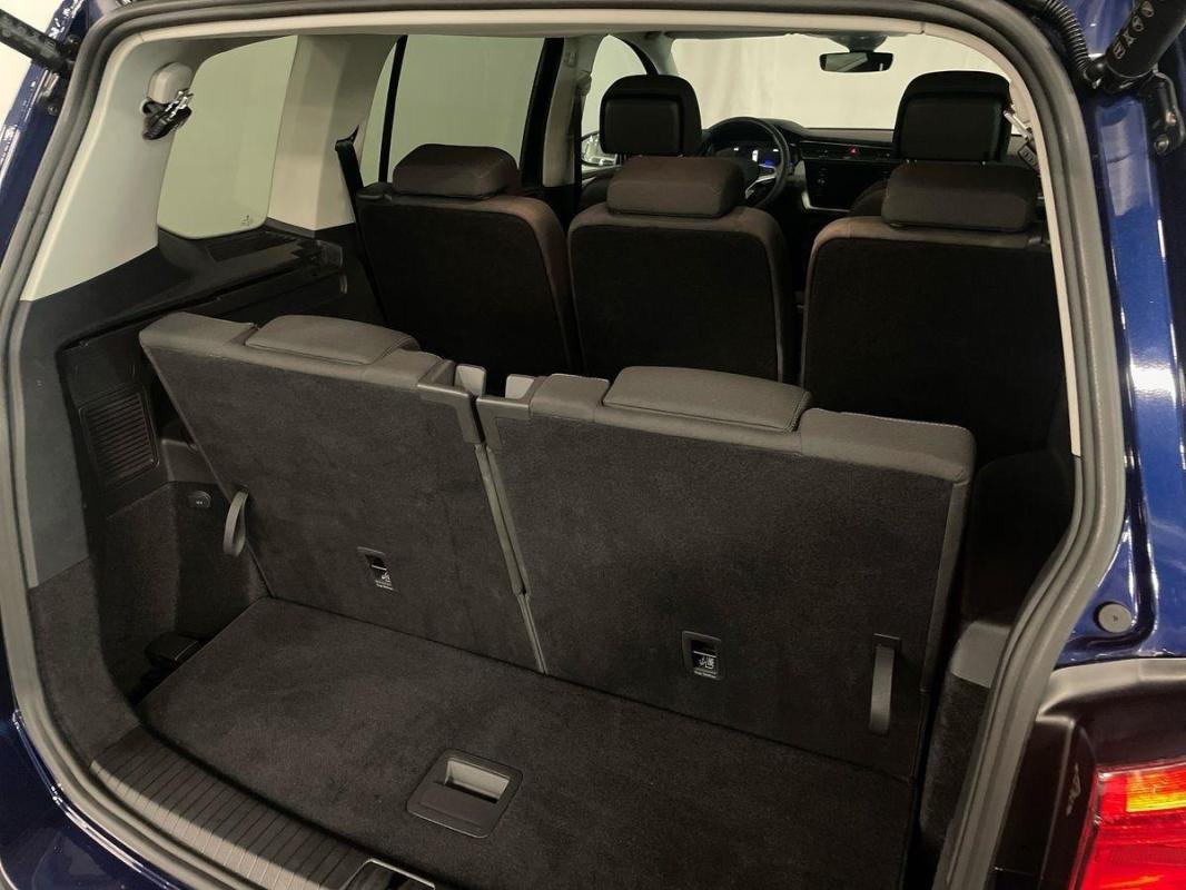 Volkswagen Touran - Photo 32