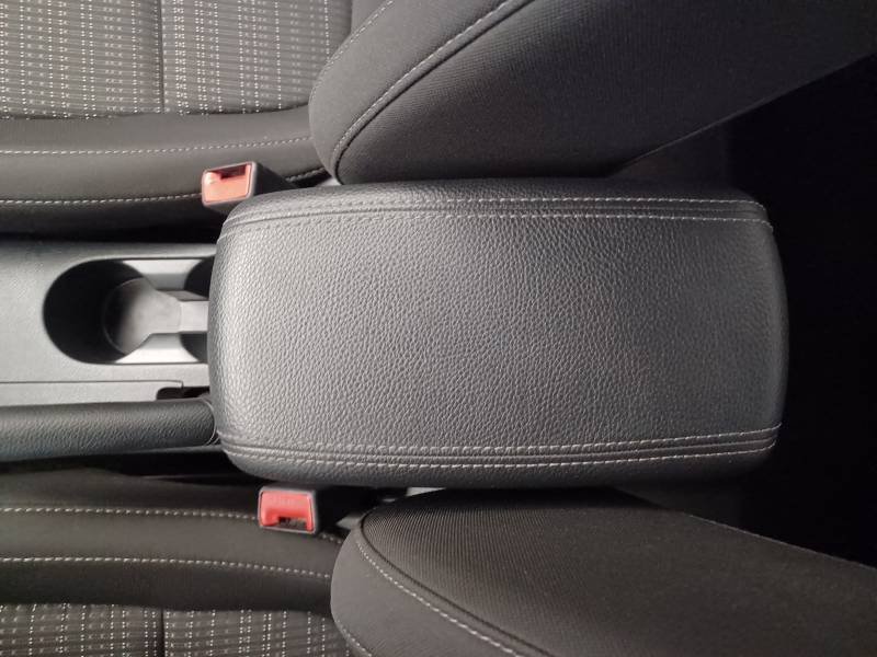 Kia Stonic - Photo 22