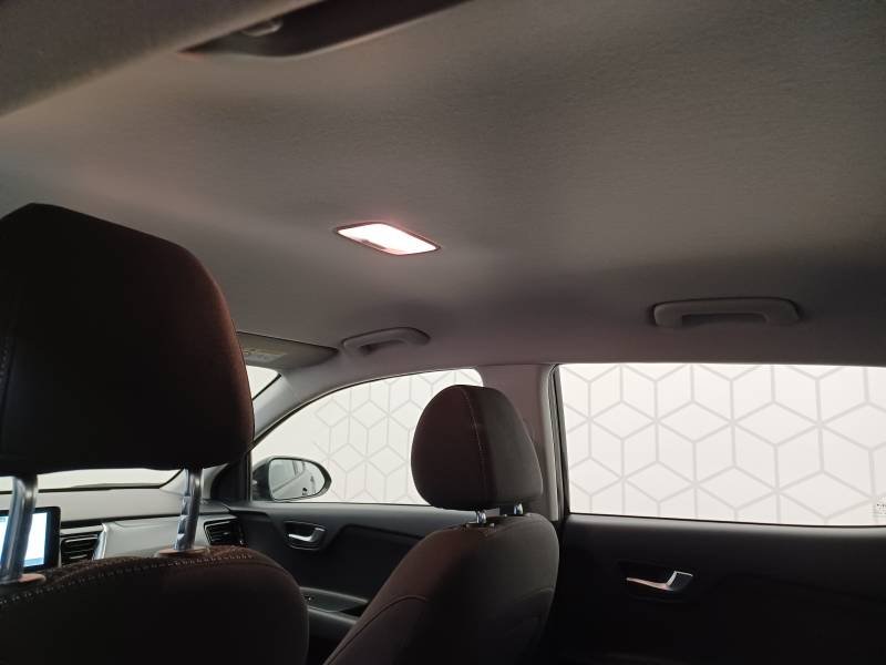 Kia Stonic - Photo 26