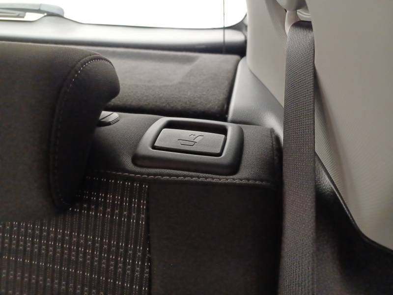 Kia Stonic - Photo 37