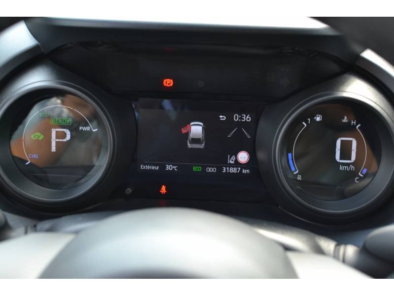 Toyota Yaris - Photo 24