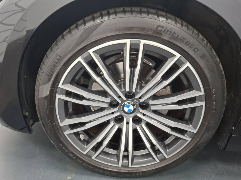 BMW Série 3 - Photo 32