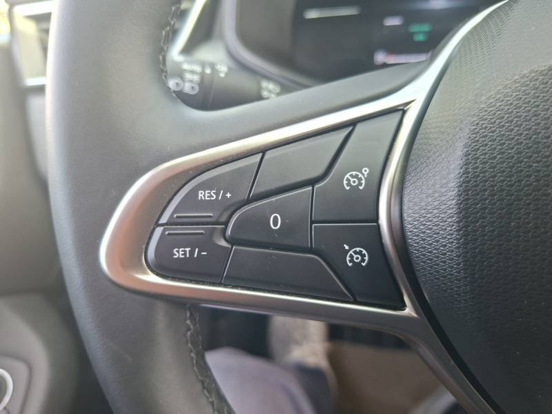 Renault Clio - Photo 25