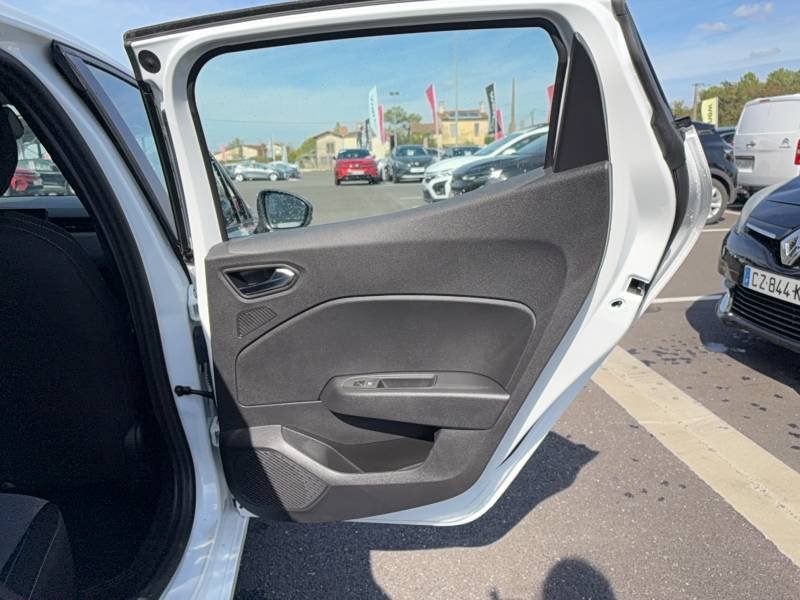 Renault Clio - Photo 20