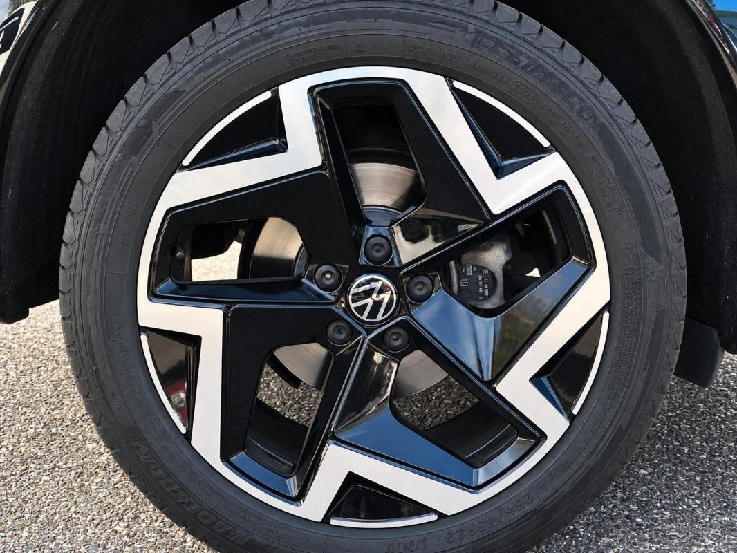 Volkswagen Tiguan - Photo 13