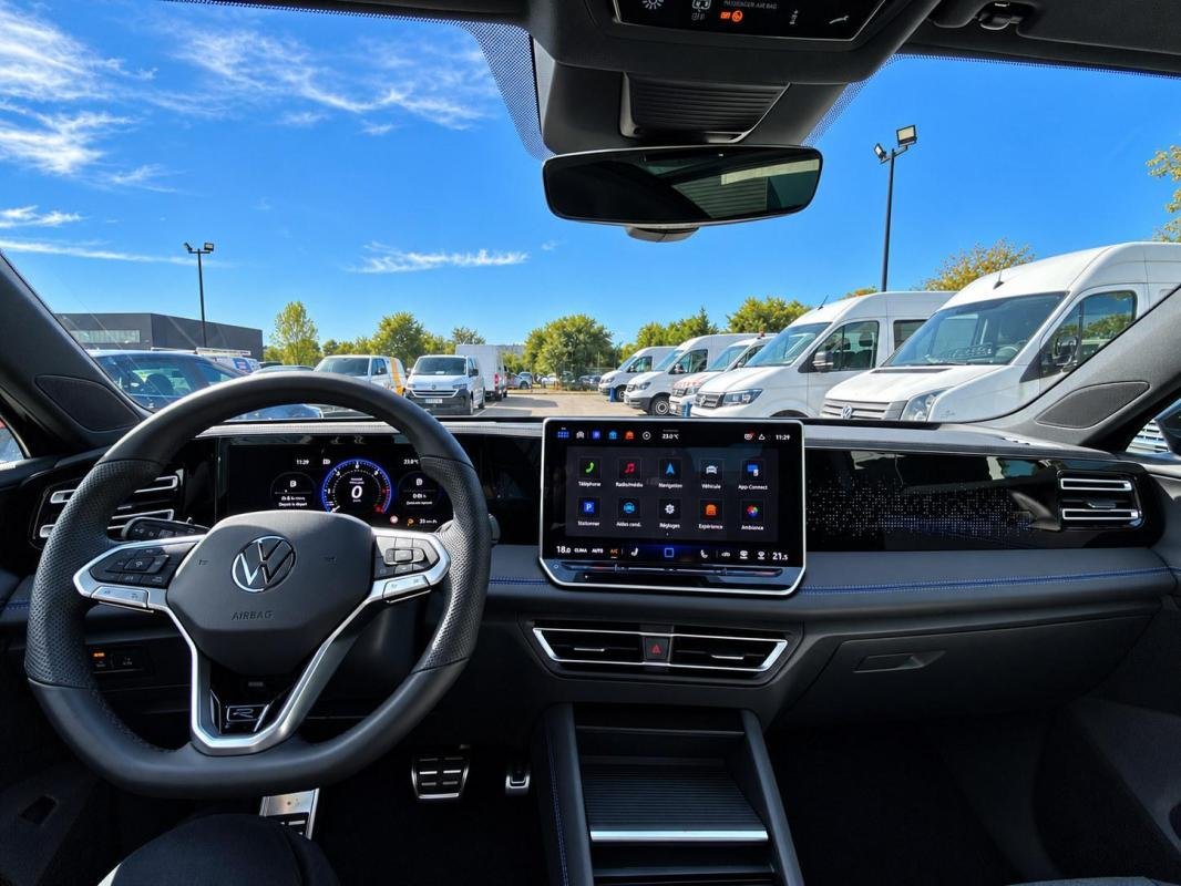 Volkswagen Tiguan - Photo 20