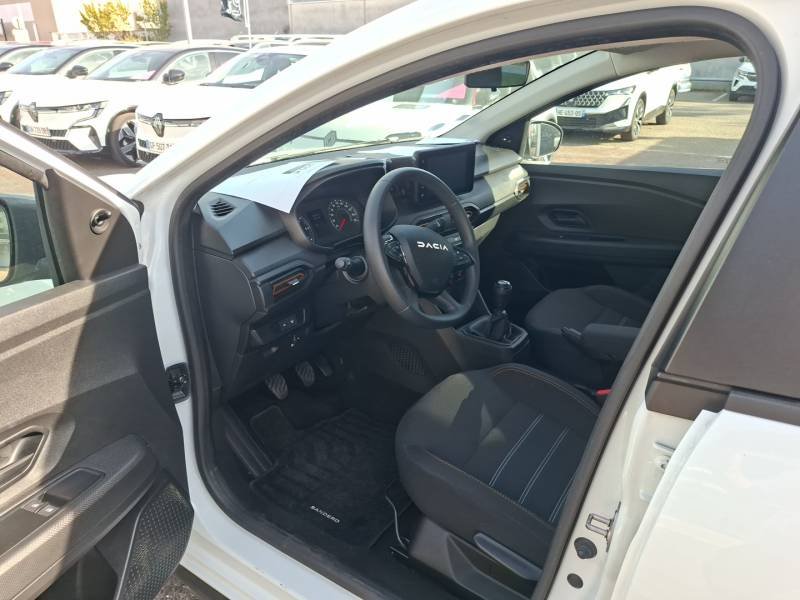 Dacia Sandero - Photo 12