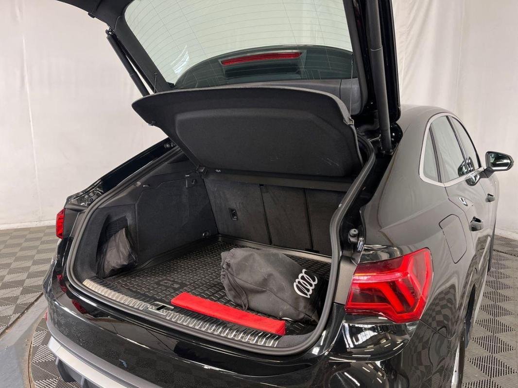Audi Q3 Sportback - Photo 32