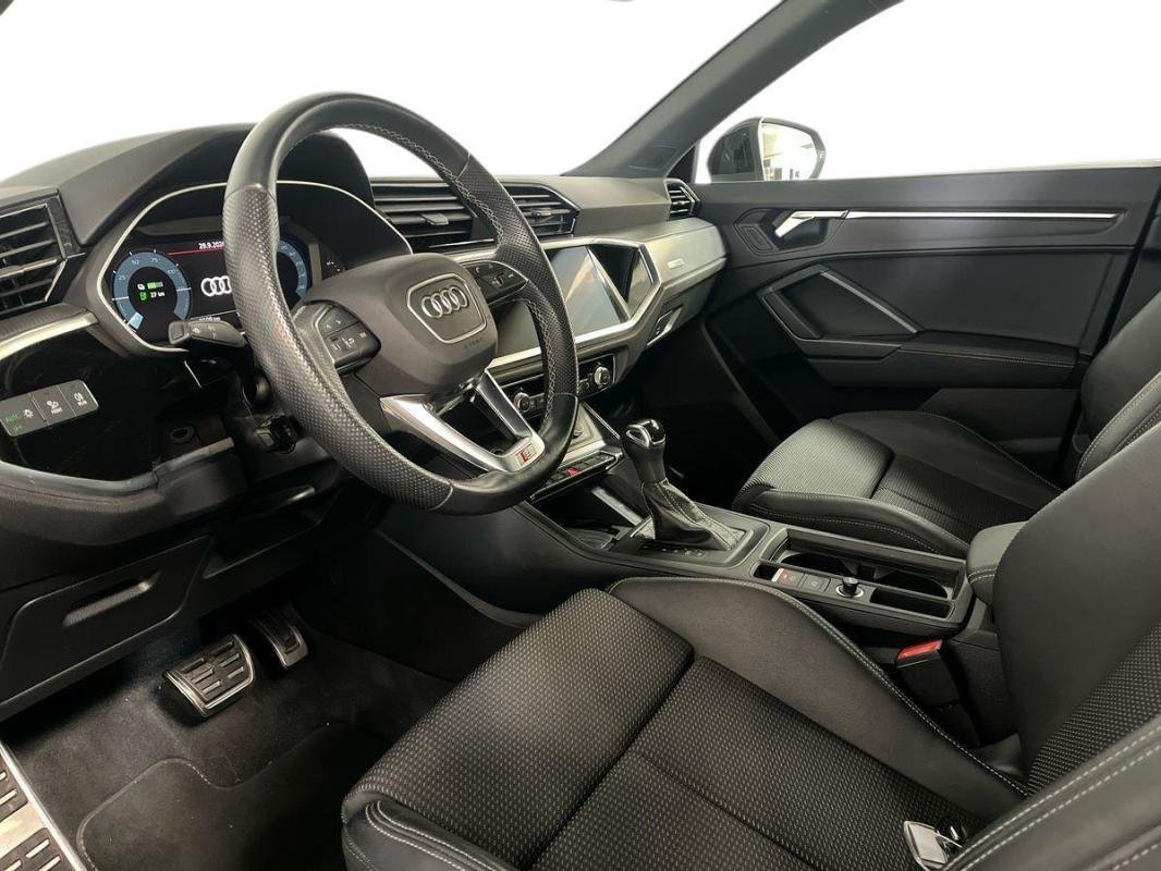Audi Q3 Sportback - Photo 9