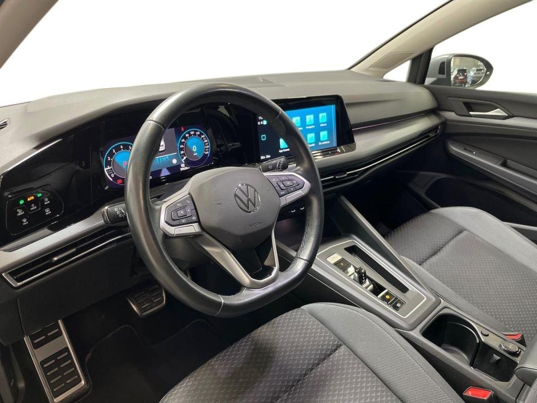 Volkswagen Golf - Photo 9