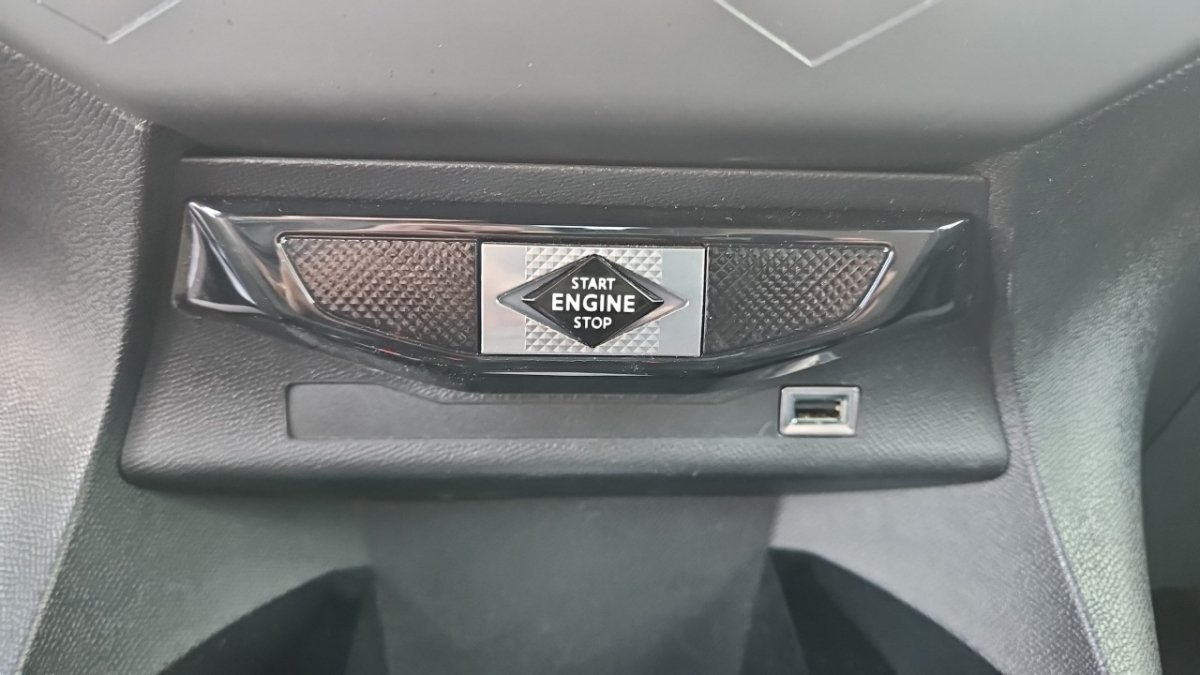 DS DS 3 Crossback - Photo 27