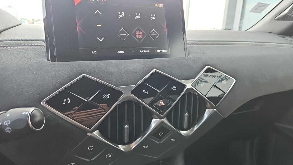DS DS 3 Crossback - Photo 29