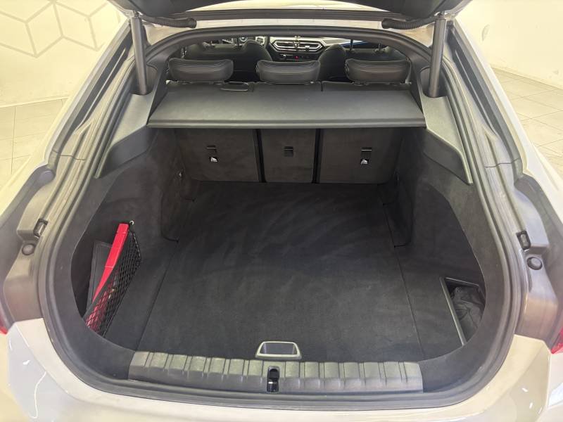 BMW i4 - Photo 19