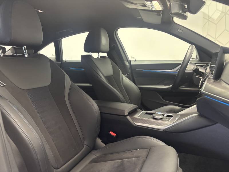 BMW i4 - Photo 22