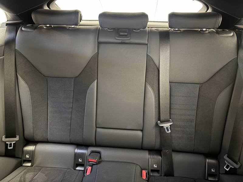 BMW i4 - Photo 25
