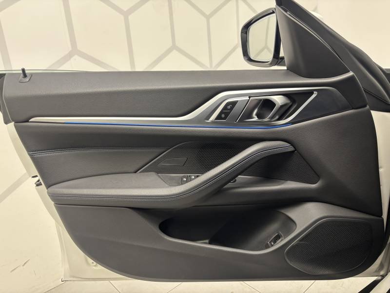 BMW i4 - Photo 42