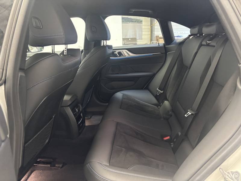 BMW i4 - Photo 8