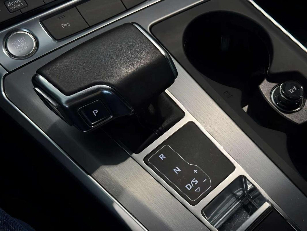 Audi A6 - Photo 9