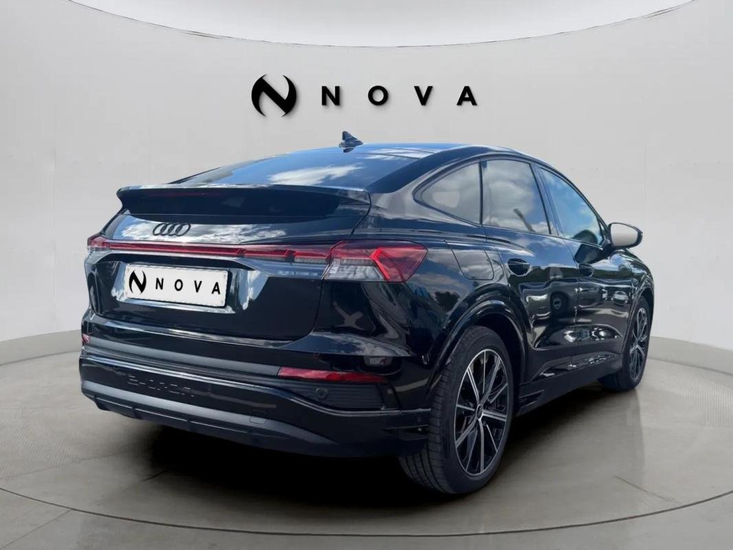 Audi Q4 e-tron - Photo 2