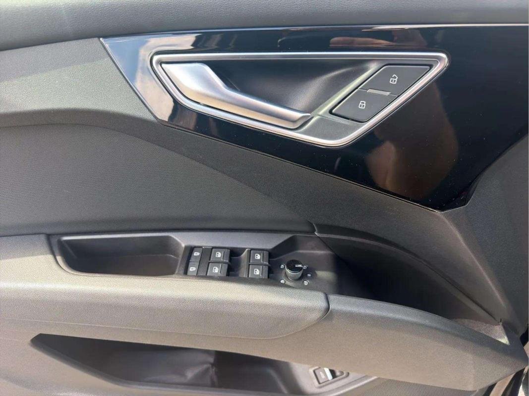 Audi Q4 e-tron - Photo 8