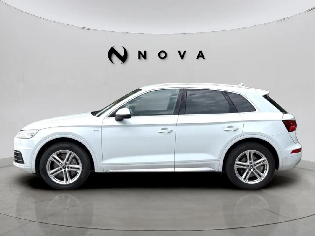 Audi Q5 - Photo 2