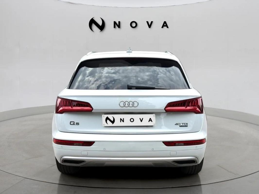 Audi Q5 - Photo 4