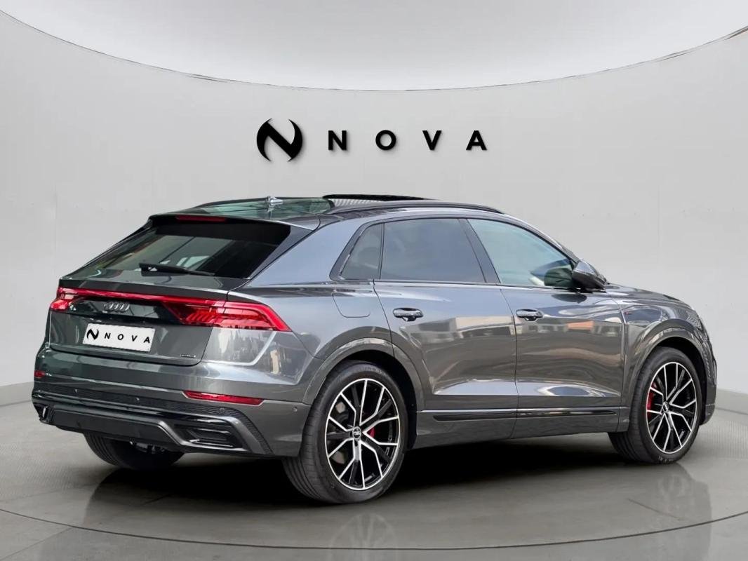 Audi Q8 - Photo 6