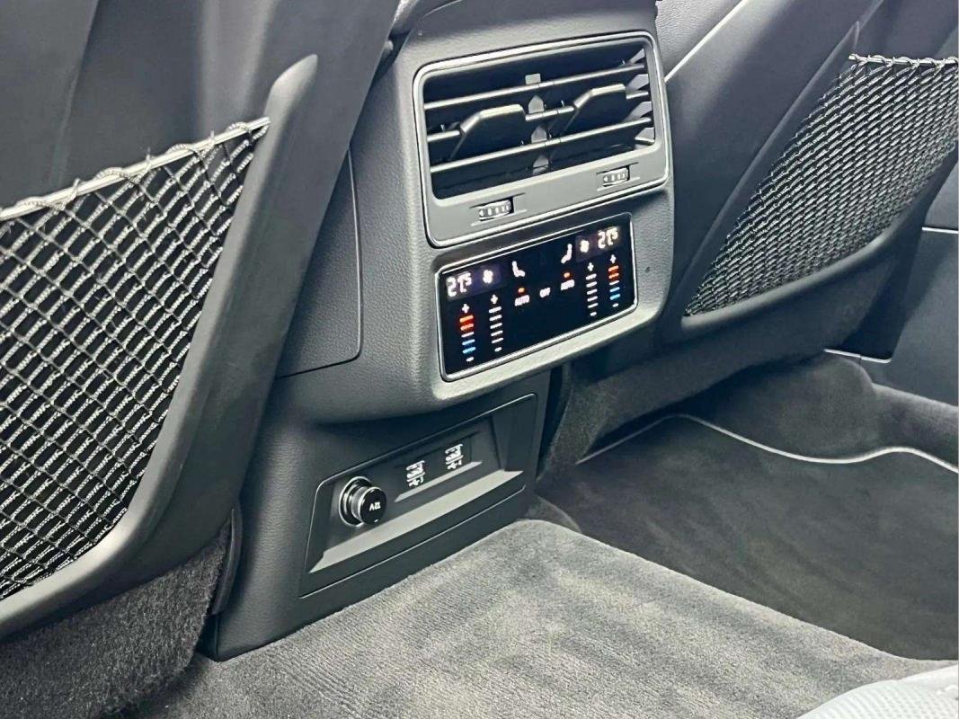 Audi Q8 - Photo 10