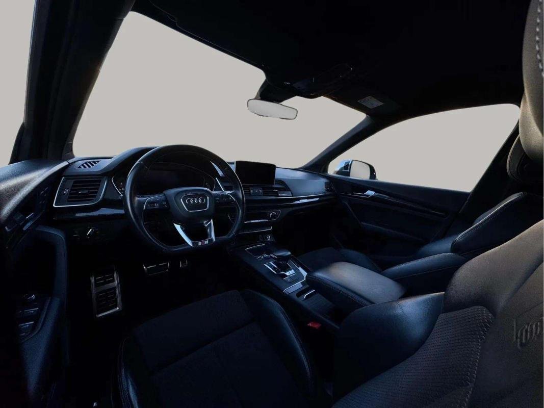 Audi SQ5 - Photo 13